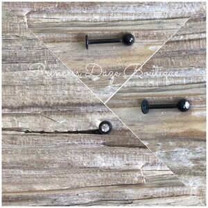 Black Stud Labret‎ Monroe Lip Diamond Gemstone Piercing
